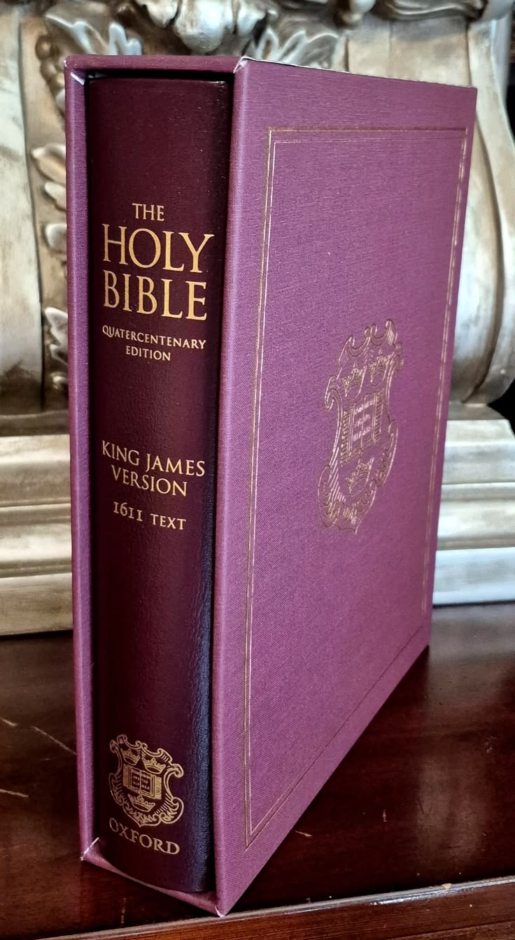 KJV Adult Bible thumbnail